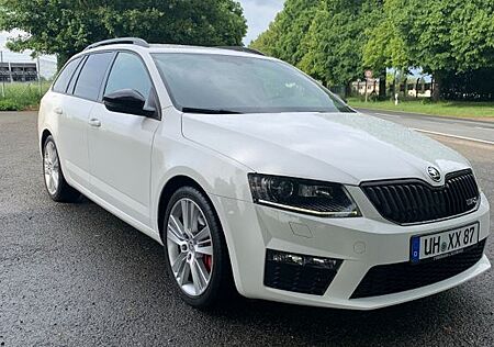 Skoda Octavia 2.0 TDI RS Combi RS, Canton