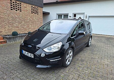 Ford S-Max Titanium S 200 PS Automatik