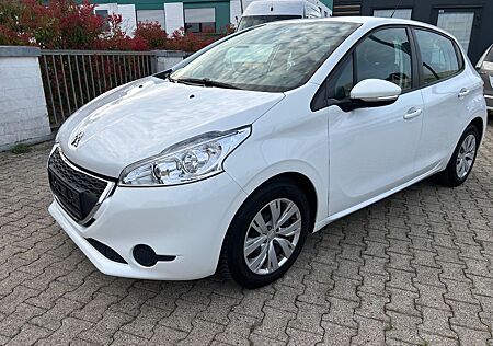 Peugeot 208 Active.1-Hand.Scheckheft Gepflegt.Navi.PDC