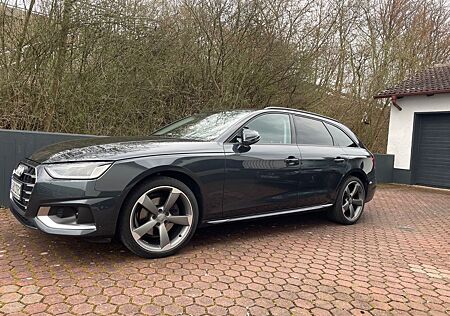 Audi A4 35 TDI S tronic Avant Advanced Mild hybridTOP