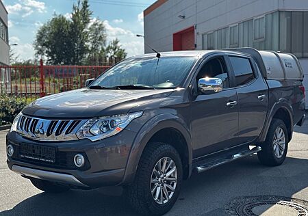 Mitsubishi L200 Top Doppelkabine 4WD Automatik Kamera
