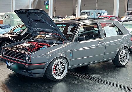 VW Golf Volkswagen 2 VR6