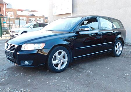 Volvo V50 Kombi D2 Business Pro Edition