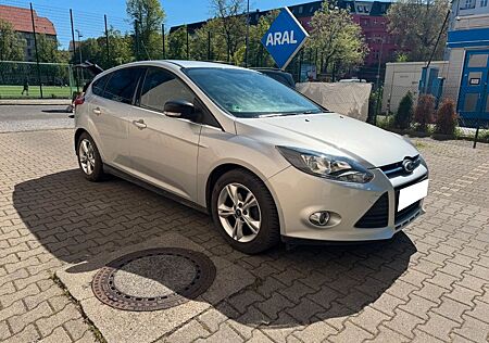 Ford Focus Limousine 1.6 TDCi Champions Edition