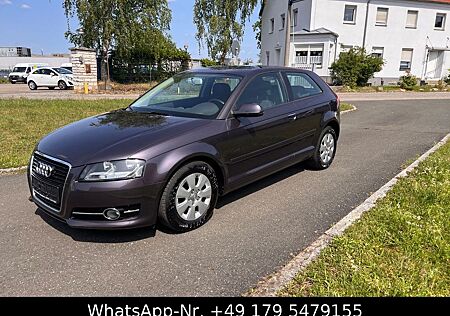 Audi A3 1.6 TDI Attraction, ALU, Klimaaut., SHZ, ...