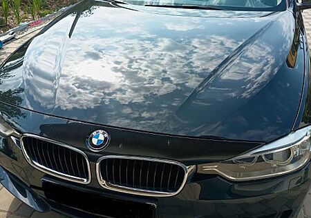 BMW 320d 320 Gran Turismo xDrive -