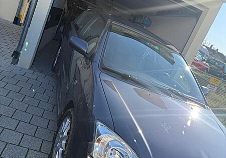 Toyota Corolla 1.4 D-4D Luna Luna Sport Line
