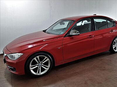 BMW 328 iA Lim. SportLine Navi/Xenon/M-Sport 18-Zoll
