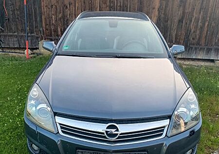 Opel Astra Caravan 1.7 CDTI 81kW -