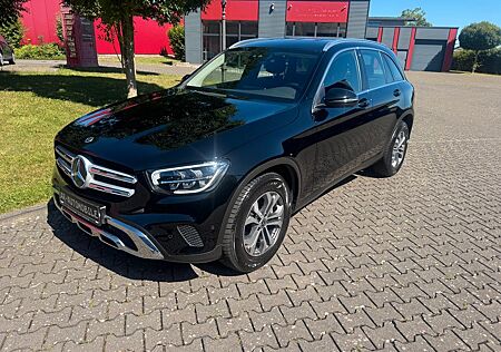 Mercedes-Benz GLC 220 d 4Matic LED AHK