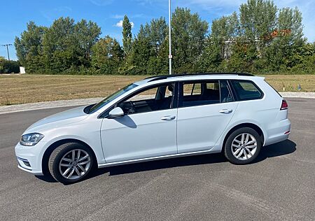 VW Golf Volkswagen VII 1.6 TDI Comfortline Variant, AHK