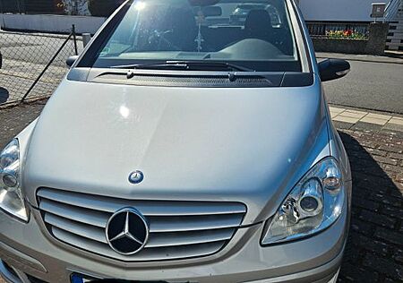 Mercedes-Benz B 180 CDI -