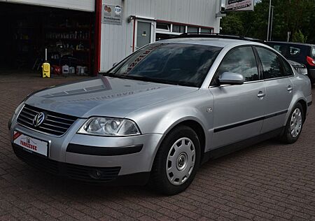 VW Passat Volkswagen Lim. Basis Autom.