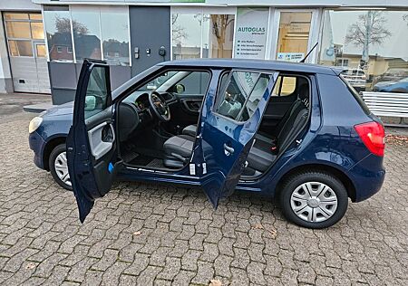 Skoda Fabia Cool Edition Rentnerfahrzeug WIE NEU TOP !