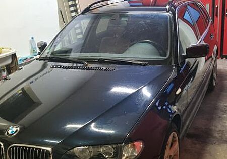 BMW 325i touring -