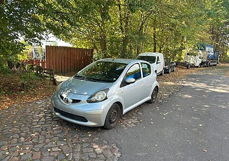 Toyota Aygo (X) Aygo (X) 1,0 Automatik Klima