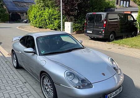 Porsche 996 Carrera Coupé Carrera