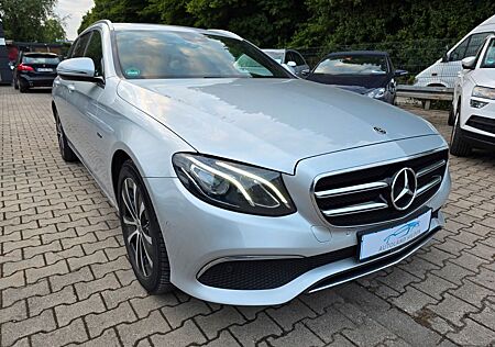 Mercedes-Benz E 300 de T/Automatik/Avantgarde/Kamera/AHK