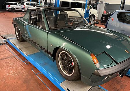 Porsche 914