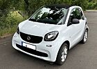 Smart ForTwo EQ coupé 60kW SHZ Tempo Batterie Garantie