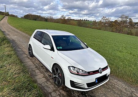 VW Golf Volkswagen 2.0 TSI DSG BMT GTI Performance GTI Per...