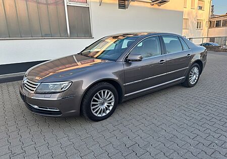 VW Phaeton Volkswagen V6 TDI 5-Sitzer 4Motion