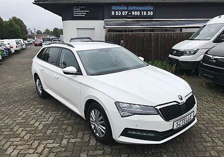 Skoda Superb Combi Active DSG / NAVI