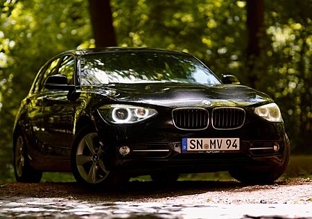 BMW 120d Sport Line Sport Line