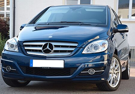 Mercedes-Benz B 180 Autotronic SPORT EDIT.-XEN.-S.HEFT-T.LEDER