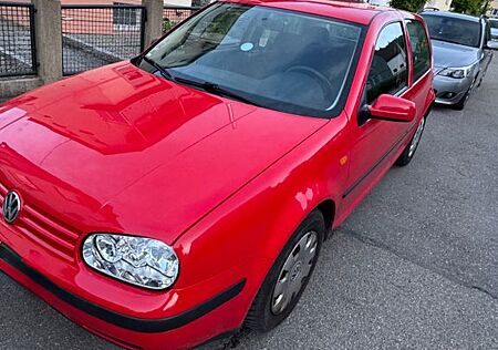 VW Golf Volkswagen 1.6 Basis