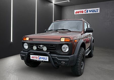 Lada Niva 1.7 Sondermodell Bronto AHK Klima Bluetooth