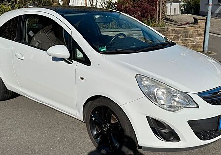 Opel Corsa 1.4 Color Edition 74kW Color Edition