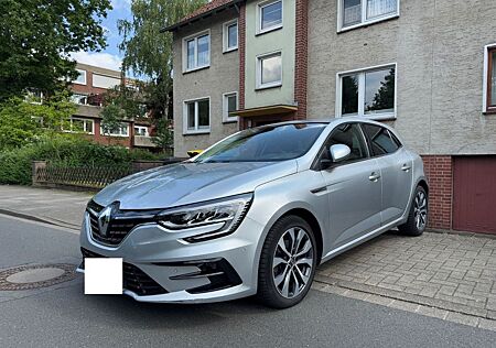 Renault Megane TCe 140 EDC GPF Limited Limited