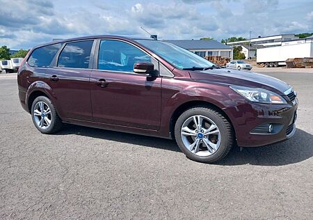 Ford Focus 1.8i Titanium*Klima*Reifen neu*TÜV 08/26!