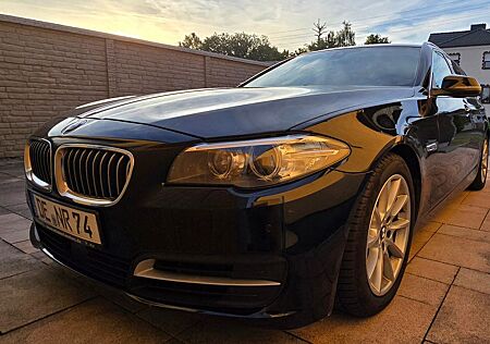 BMW 530d Touring A Luxury Line Luxury Line