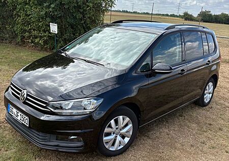 VW Touran Volkswagen 2.0 TDI SCR DSG Comfortline Comfortline