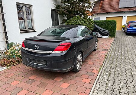 Opel Astra 1.9 CDTI NAVI 110kW NAVI