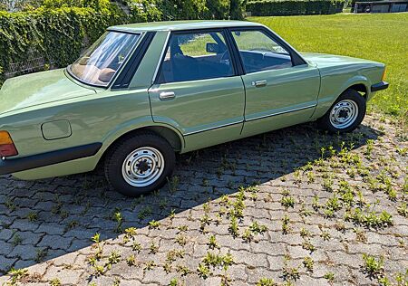 Ford Taunus restauriert und lackiert