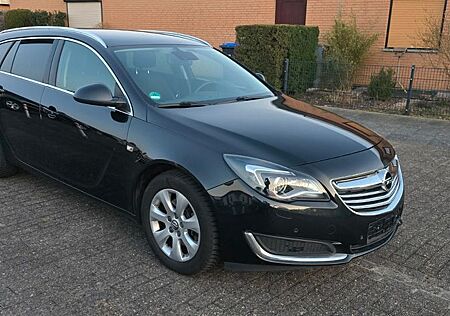 Opel Insignia A Sports Tour Innovation 4x4 Automatik