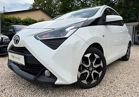 Toyota Aygo (X) Aygo (X) 1,0-l-VVT-i Automatik*Klima*Kamera*AWR