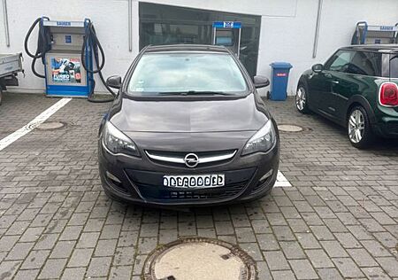 Opel Astra Active 1.6