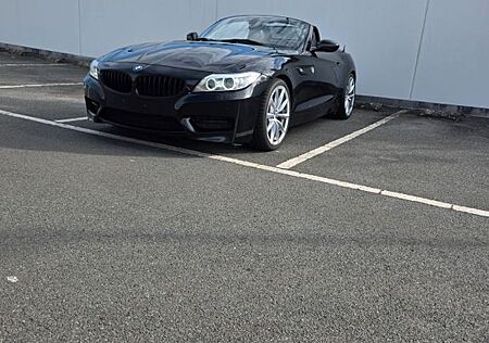 BMW Z4 sDrive35is -Vollausstattung,Scheckheft gepfl.