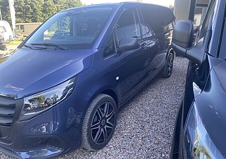 Mercedes-Benz Vito Tourer 119 CDI 4x4 PRO lang LED AHK Standhe