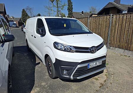 Toyota Pro Ace Proace (Verso) 2,0-l-D-4D 106kW L2 Team Deut...