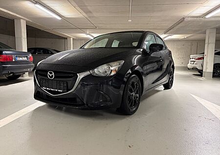 Mazda 2 SKYACTIV-G 75 Center-Line Center-Line