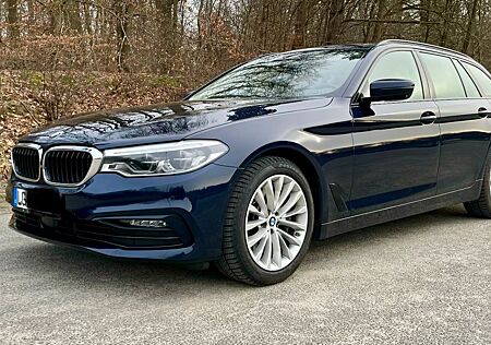 BMW 530d xDrive Touring A -
