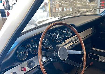 Porsche 911 Urmodell 911 SWB 2.0 - Restaurierung Bienert