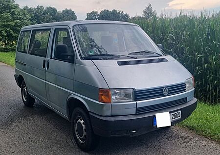 VW T4 Caravelle Volkswagen 2.0 Standard