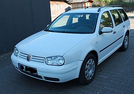 VW Golf Volkswagen 2.0 Bi Fuel Basis Variant Basis