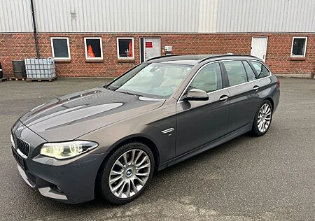 BMW 530d xDrive Touring A Modern Line